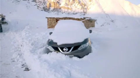 Mersin Büyükşehir’den 2 Bin Metrede Operasyon