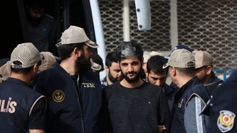 Mersin'de Polis Servis Aracına Yönelik Bombalı Saldırının Zanlıları Yakalandı