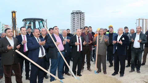 Mersin’de Hizmet Almayan Mahalle Kalmayacak