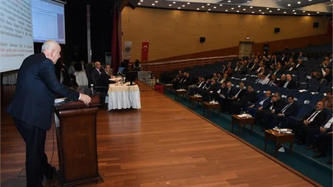 Mersin Büyükşehir Belediyesi'nin 2018 Yılı Bütçe Görüşmeleri Başladı