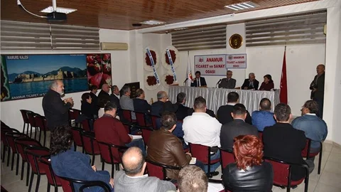 Anamur Huzurevi Yaptırma ve Yaşatma Vakfı İstişare Toplantısı Yaptı