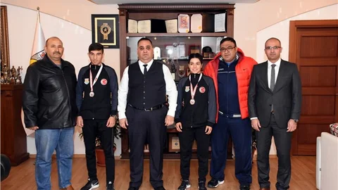 Avrupa Şampiyonu ve Üçüncüsünden Başkan Can’a Ziyaret