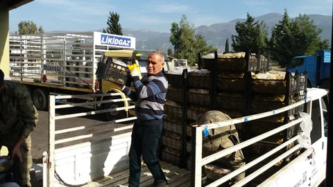 İdlibdeki Askerlerimize Anamur Muzu