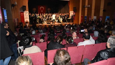 Türk Hak Müziği Rüzgarı Esti