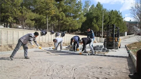 Sarıkaya’da Hizmet Hız Kesmeden Devam Ediyor, Sarıkaya Hizmet İle Anılır Oldu