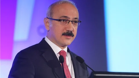 Lütfi Elvan'dan Tarsus'un Düşman İşgalinden Kurtuluşunun 96. Yılı Mesajı