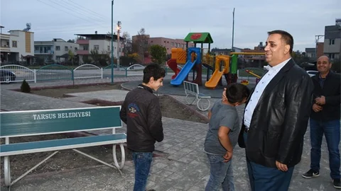 Park ve Bahçeler Müdürlüğü Tarsus’u Güzelleştirmeye Devam Ediyor
