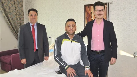 Gazeteci Manay Medikal Park Tarsus Hastanesinde Ameliyat Oldu