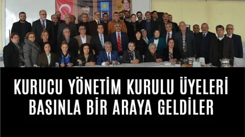 Basınla Bir Araya Geldiler, İyi Parti Tarsus Yönetimi Basınla Kahvaltıda Buluştu