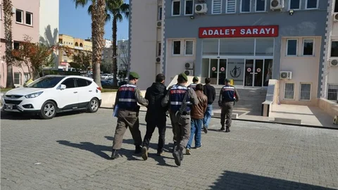 Mersin'de 3 DEAŞ'lı Yakalandı