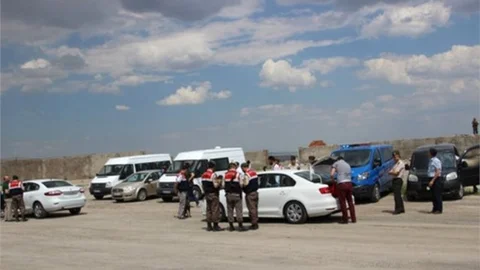 Tarsus'ta Otoyolda Vergi ve Sigorta Denetimi Yapıldı