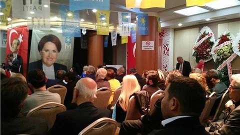 İyi Parti Mersin Teşkilatı’nı Kurdu ve İlçe Kongrelerini Tamamladı