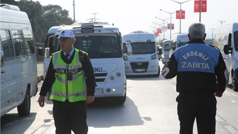 Erdemli'de Okul Servislerine Denetim