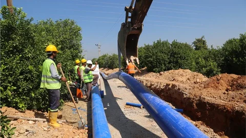Çeşmeli Mahallesi’nin 40 Yıllık İçmesuyu Şebeke Hatları Yenilendi