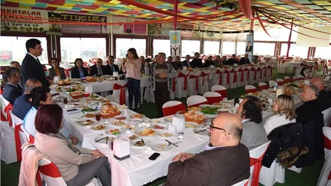 İyi Parti Anamur Sivil Toplum Kuruluş Temsilcileri İle Bir Araya Geldi