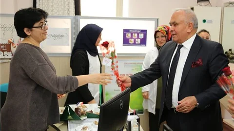 Başkan'dan Sağlık Çalışanlarına Ziyaret