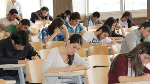 Açıköğretim sınavları tekrarlanacak