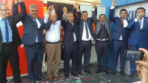 Ak Parti Aday Adayları Tanıtım Toplantısına Zeki Kaba Damgasını Vurdu