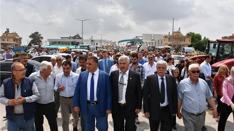 Tarsus'ta Açılan Pazar Bölgede Bir İlk Oldu