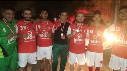 Mersin’de Gazeteciler ve Matbaacılar Arası Futbol Turnuvası Sona Erdi