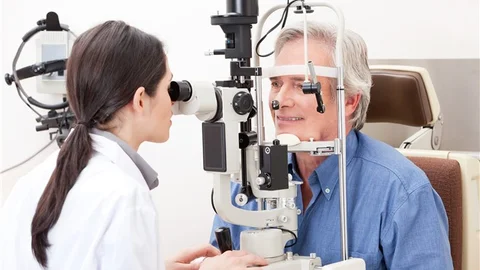 Gözlük ve Lenslere Trifokal Merceklerle Veda Edin