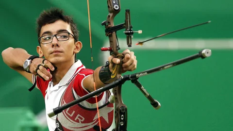 Milli Okçularımız Mete Gazoz ve Yasemin Ecem Anagöz’den Bronz Madalya!