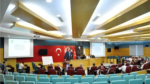 Tarsus Belediye Meclisi Haziran Ayı Toplantısını Gerçekleştirdi