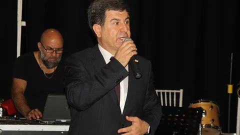 Sinan Koç'un İftar Yemeğinde CHP'liler Bir Araya Geldi