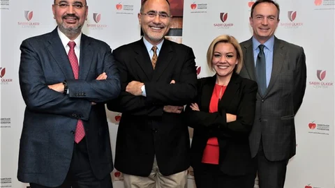 Yıldız Holding Bilimin ve Bilim İnsanının Yanında!