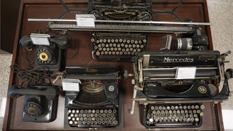 Onlar Emekli Olmak İçin 60 Yıl Çalıştı