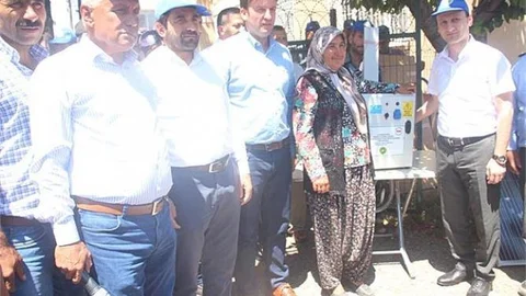 Gülnar'da Güneş Paneli Dağıtıldı