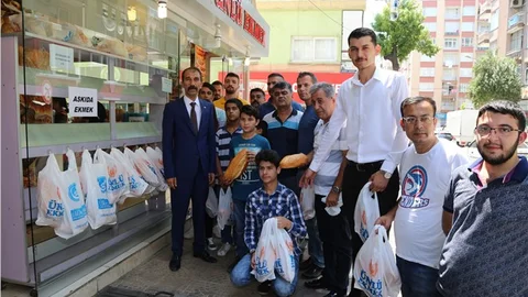 ‘Askıda Ekmek Projesine’ Mersin Ülkü Ocakları’ndan Destek