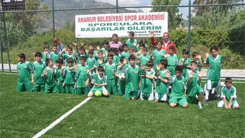 Anamur Belediyesi Spor Akademisi Bu Yazda Çocukların Uğrak Adresi Oldu.