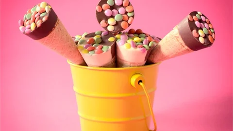 30 Dakika Kuralı, Dondurma Yediğinizde veya Buzlu Bir Limonata İçtiğinizde Dişleriniz Kamaşıyor Mu?