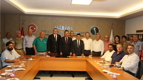 Başkan Tuna, Kentin Dinamikleri İle Bir Araya Geliyor