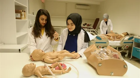 Normal doğumun güvencesi: Ebelik