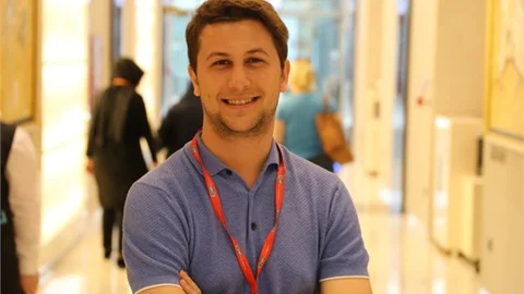 Kekeme çocuğun konuşmasına müdahale etmeyin!