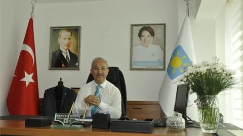 İYİ Parti Mersin İl Başkanı Servet Koca'dan 19 Ekim Muhtarlar Günü Mesajı
