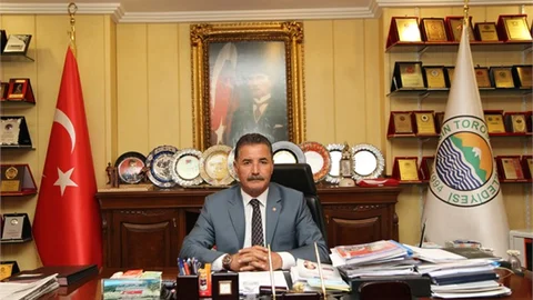 Mersin Toroslar Belediyesi Etkinliklerini İptal Etti. Cumhuriyet Konvoyu ve Cumhuriyet Konseri İptal