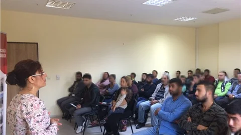 Denetimli Serbestlik Yükümlüleri "Aile Eğitimi " Ve "İşkur Bilgilendirme" Toplantısına Katıldı