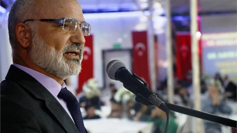 Tarsus İlçe Müftüsü Hayri Erenay'dan, 24 Kasım Öğretmenler Günü Mesajı