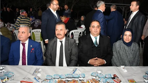 Tarsus'ta Hizmet Bilgilendirme Toplantıları Devam Ediyor