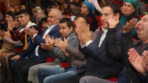 Erdemli Belediye Başkanı Tollu’dan Egnegelliler Gününde Sürpriz Kutlama