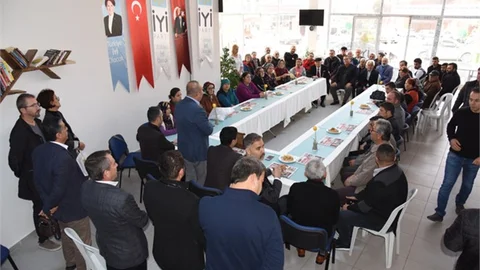 Mersin'de İYİ Partiye Toplu Katılım