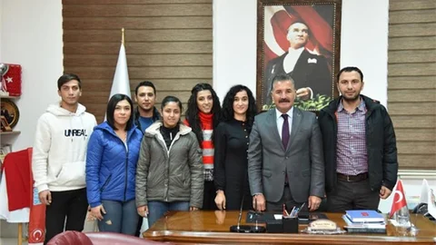 Üniversite Öğrencilerinden Başkan Tuna'ya Teşekkür