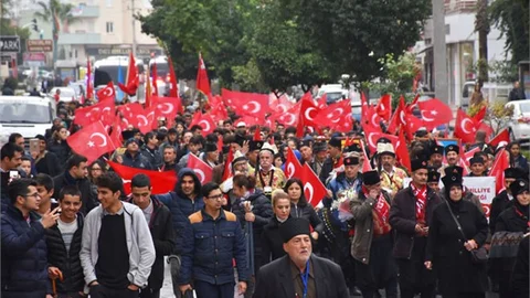 Tarsus’un Düşman İşgalinden Kurtuluşu’nun Yıldönümü Yağmura Rağmen Coşkuyla Kutlandı