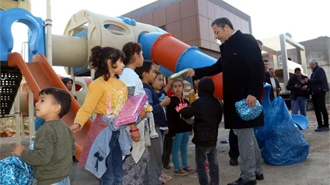 Akdeniz Belediye Başkanı Pamuk Çalışmaları Denetledi, Vatandaşları Dinledi