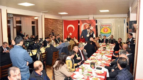 Tarsus Belediye Başkanı Şevket Can, 10 Ocak Münasebetiyle Gazetecilerle Bir Araya Geldi