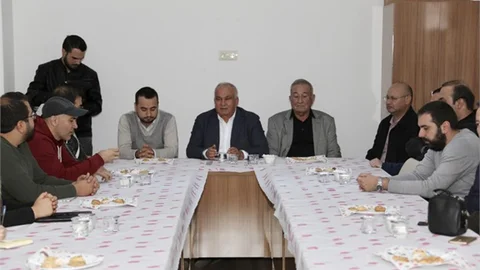 Mükerrem Tollu Eczacılar İle Buluştu