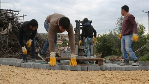 Hacıhalilarpaç Mahallesi Parke Yol Çalışmaları, Devam Ediyor